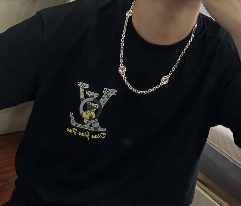 chr1st1an D10r necklaces